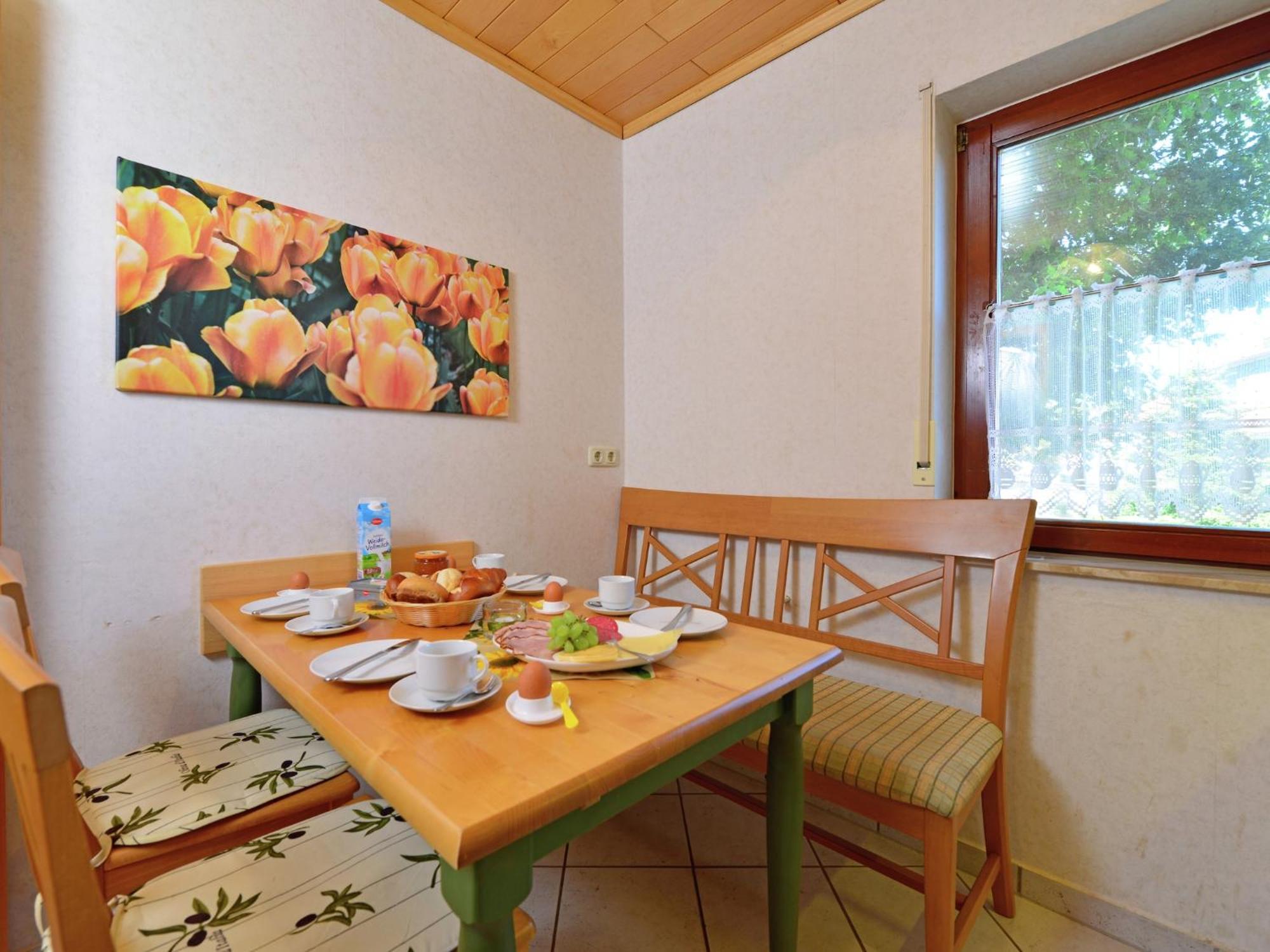 Quaint Apartment In Eimelrod Near Lake And Water Sports Willingen  Εξωτερικό φωτογραφία
